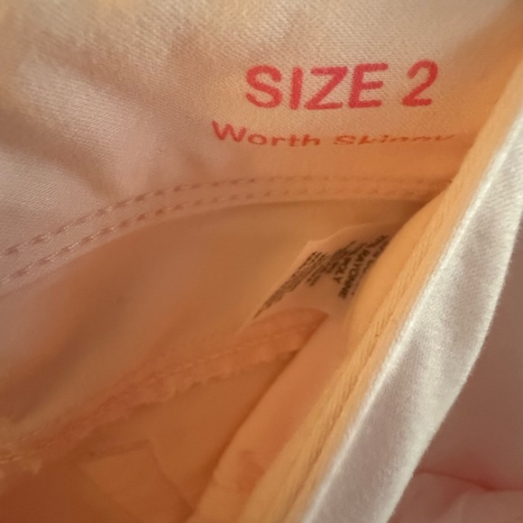 Lilly Pulitzer Brand New Pink Jeans with Tag size 2 - Picture 3 of 9